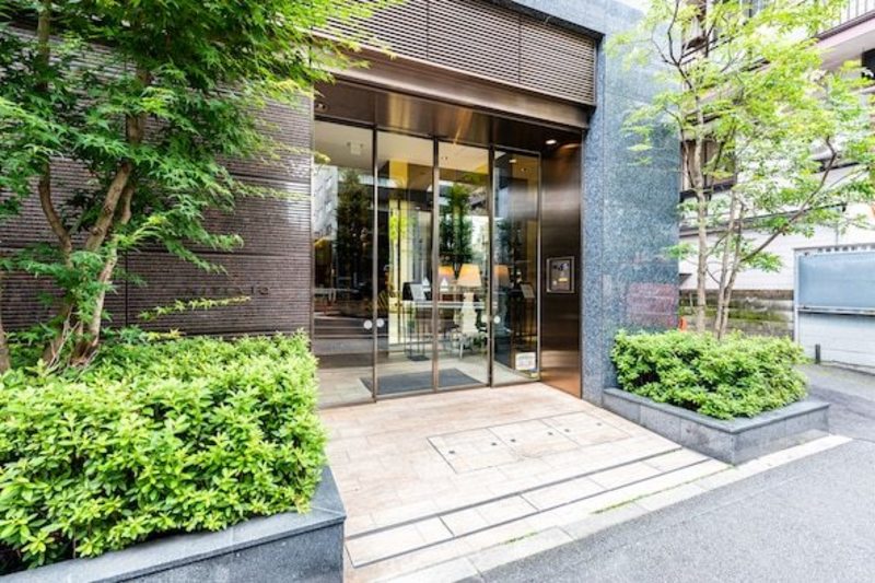 イニシアイオ西麻布