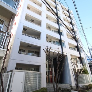 小田急コアロード広尾