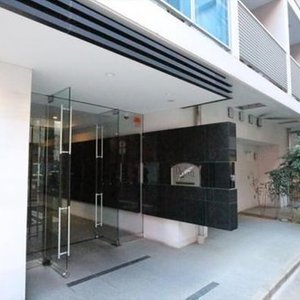 プレールドゥーク日本橋
