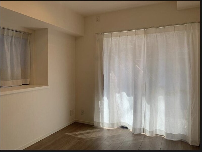ライオンズヴィアーレ北綾瀬弐番館_洋室_2枚目