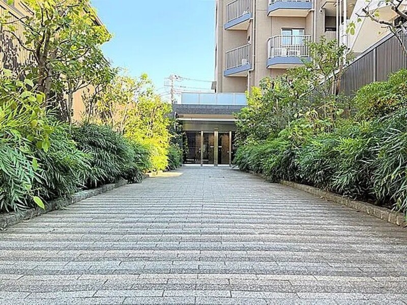 グローリオ高円寺7480万円1階