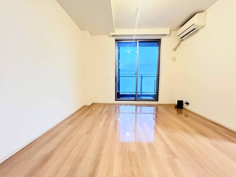 スカイズタワー&ガーデン_洋室_2枚目