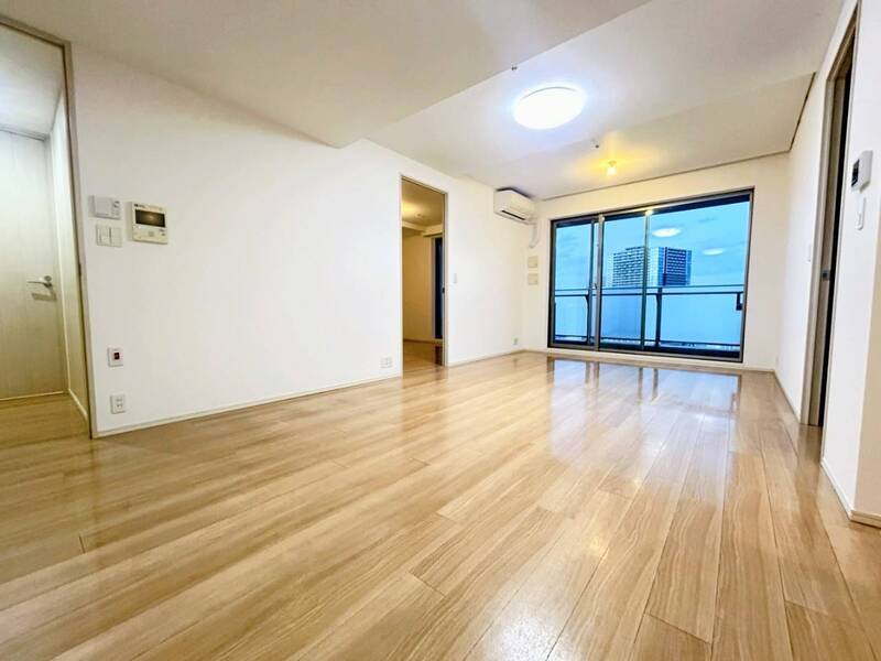 スカイズタワー&ガーデン_リビング・ダイニング_3枚目