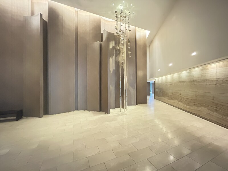 スカイズタワー&ガーデン_共用ロビー_3枚目