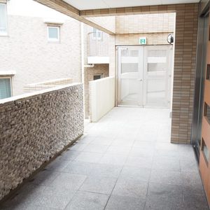 クローバー六本木