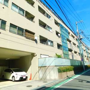 エムブランド新宿戸山公園