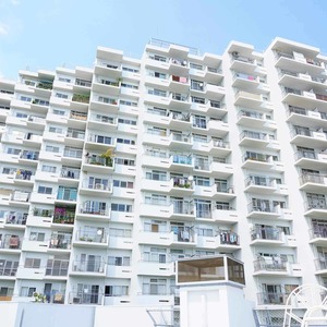 マンション雅叙苑５号棟