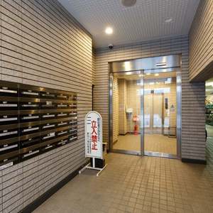 リーラ仲御徒町