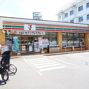 ラグジュアリーアパートメント若林CQ