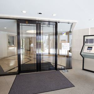 ファミールスクエア中野坂上