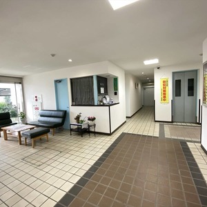 新中野駅上プラザ