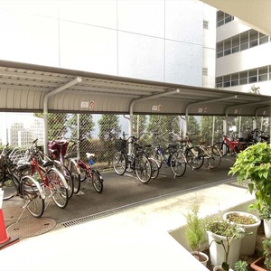 新中野駅上プラザ